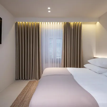 Monasteroom Rooms&suites