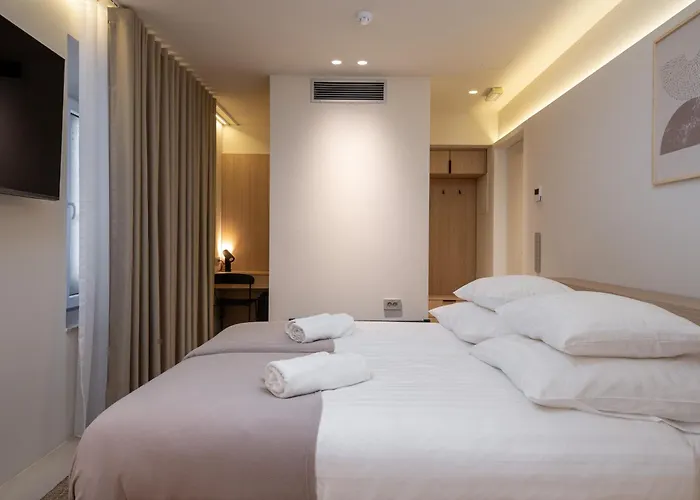 Monasteroom & Ragusa