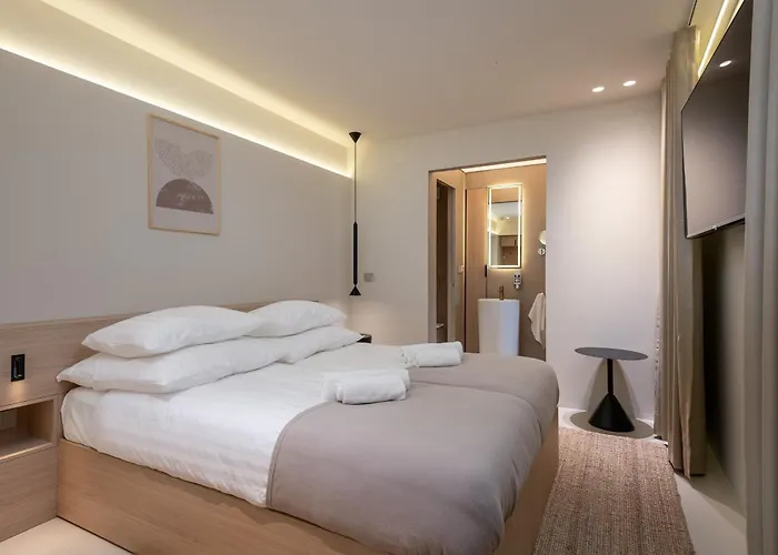 Monasteroom & Ragusa